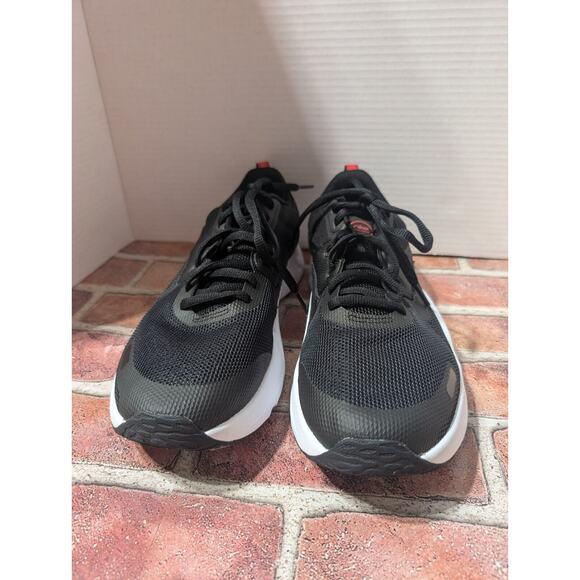 Nike Mens Renew Retaliation TR 3 DA1350-002 Black Running Shoes Sneakers Sz 11.5 - Picture 2 of 9